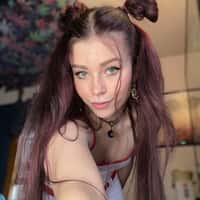 Queen_egirl27 (@Queen_egirl27) Official Clapper | Watch Queen_egirl27's
