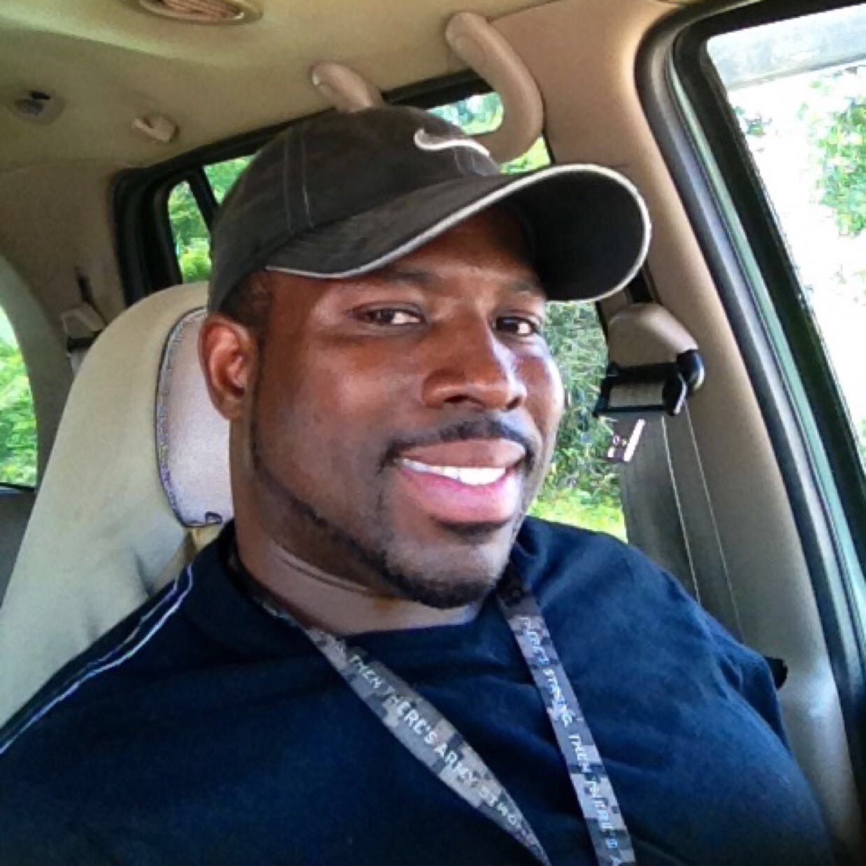 Clapper profile picture for @Victorio