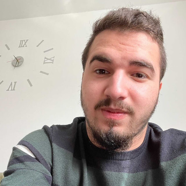 Clapper profile picture for @Houssam