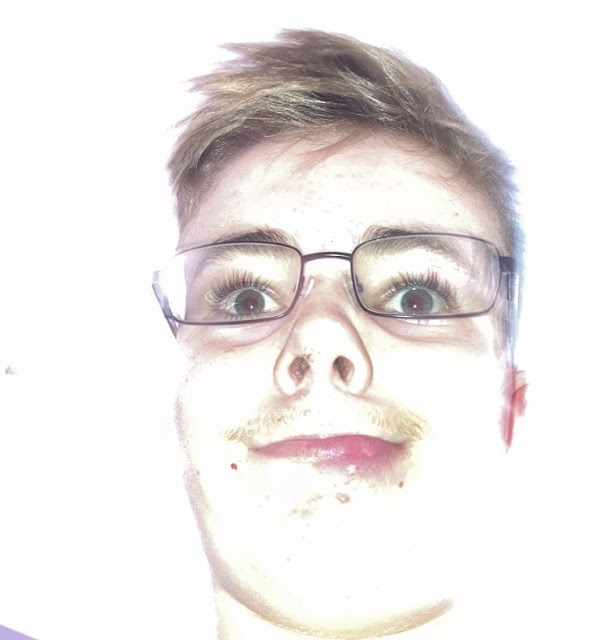 Clapper profile picture for @Eel