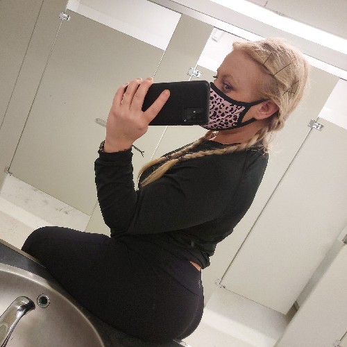 Clapper profile picture for @shayna