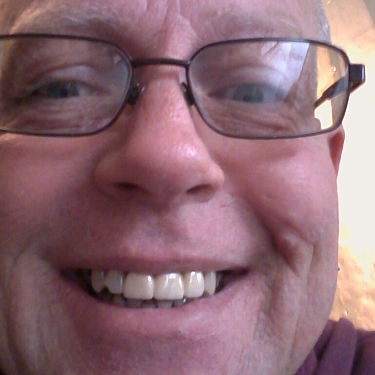 Clapper profile picture for @Crossroads